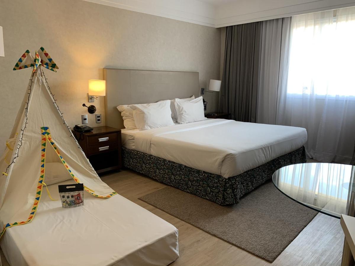 Radisson Alphaville Barueri Extérieur photo A room at the hotel