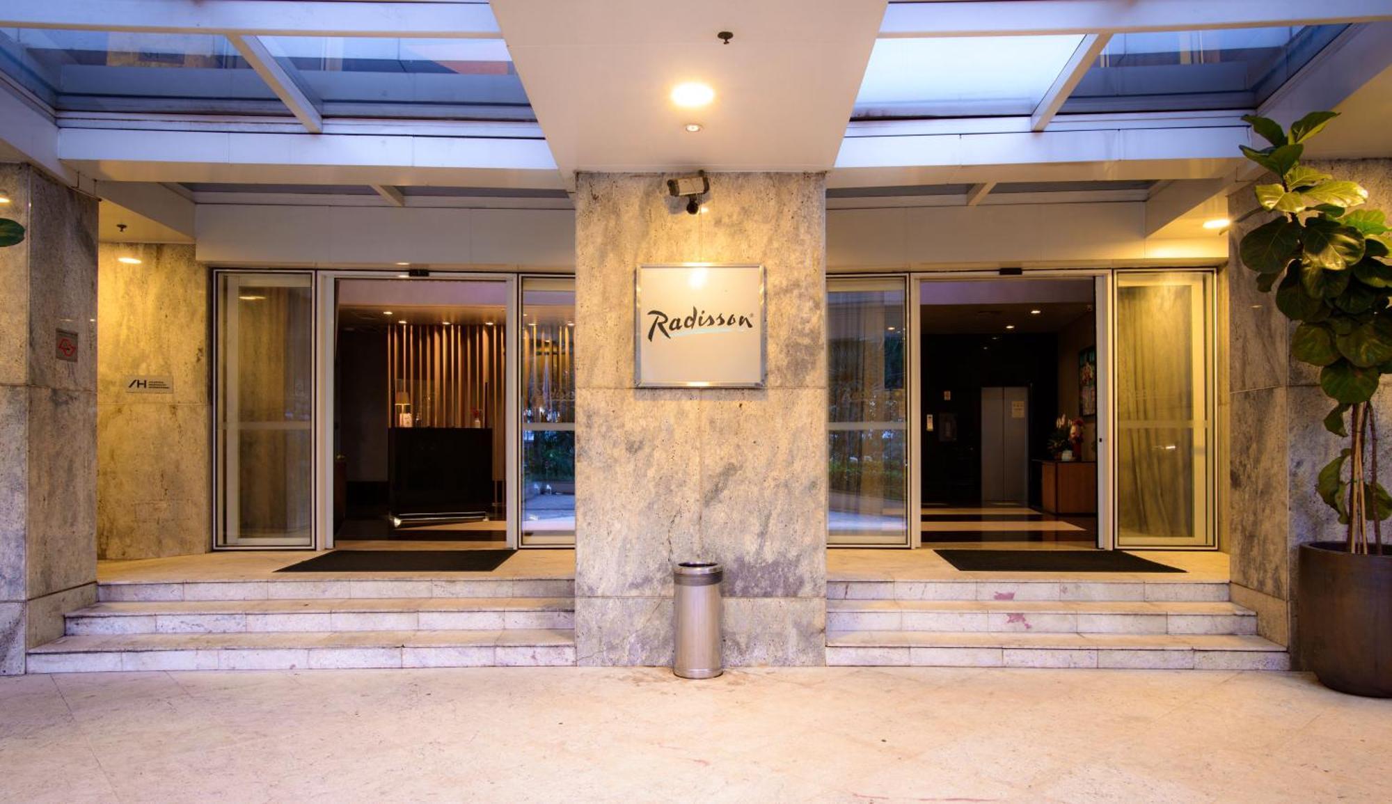 Radisson Alphaville Barueri Extérieur photo Entrance of Radisson Blu Hotel, Bucharest