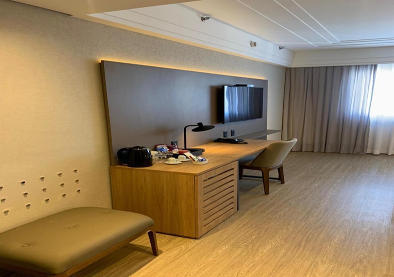 Radisson Alphaville Barueri Extérieur photo A room at the hotel